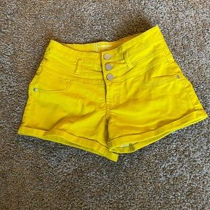 NOBO Jean Shorts -Yellow